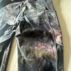 Lululemon Multicolor Tie-Dye cropped Leggings
